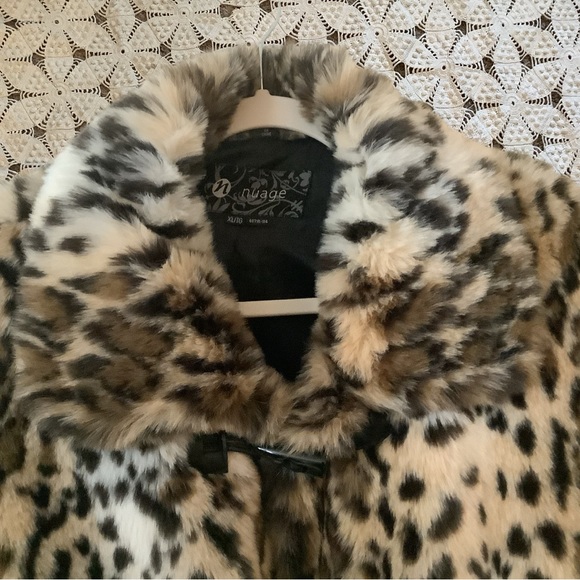 Nuage Faux Leopard Toggle Closure Coat - Picture 2 of 9